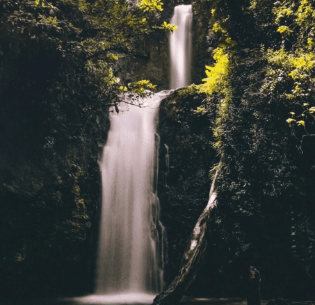Kimakia Two-Tier Waterfall Hike – Aberdare